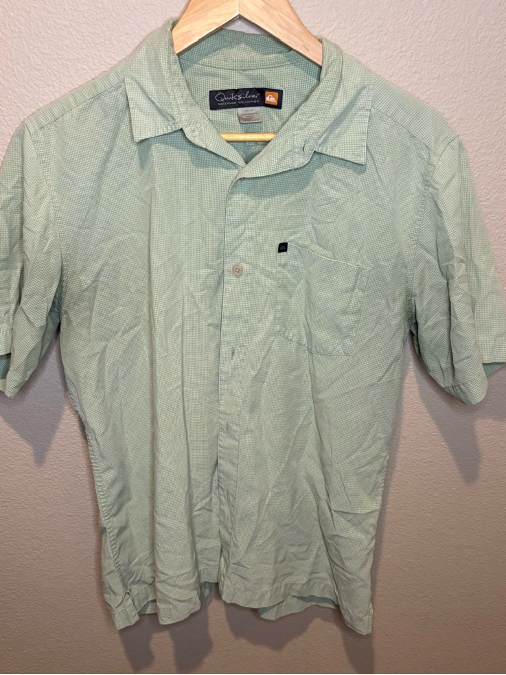 Quiksilver Waterman Men's Button-Up Shirt Short Sleeve Green